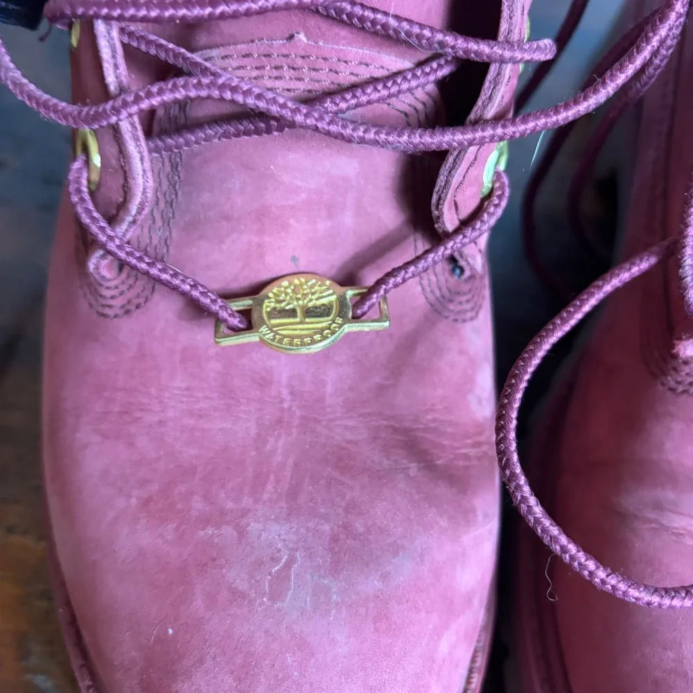 Timberland Women's Burgundy Suede Lace-Up Boots - Picture 4 of 13